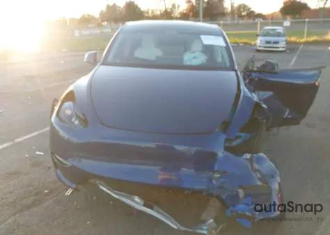 2023 Tesla Model Y Awd/Long Range Dual Motor All-Wheel Drive из США, поврежденный, VIN 7SAYGAEE1PF845169